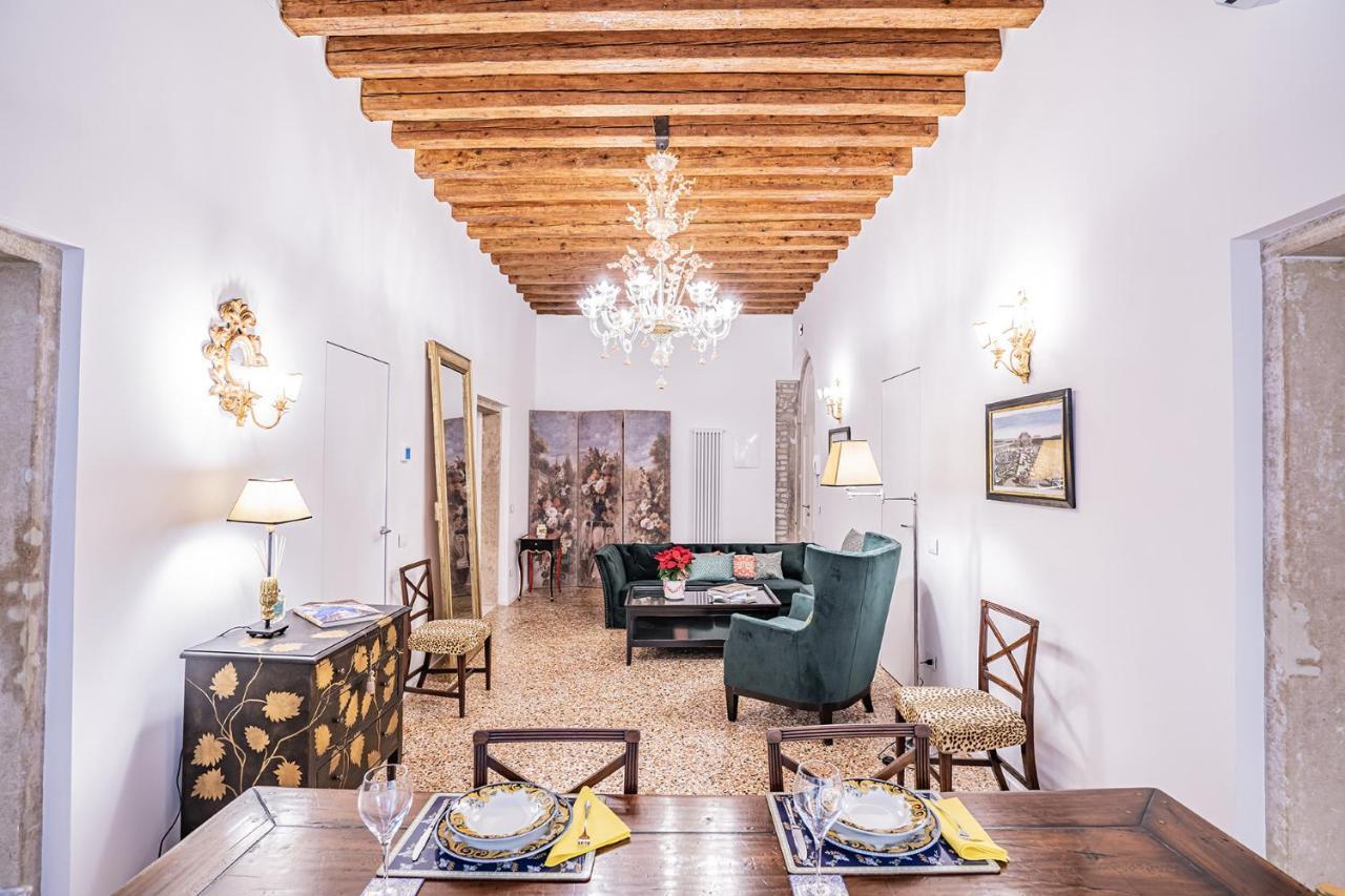 Ca' San Beneto Completely Refurbished In A Fabulously Central Area Venice Exterior photo