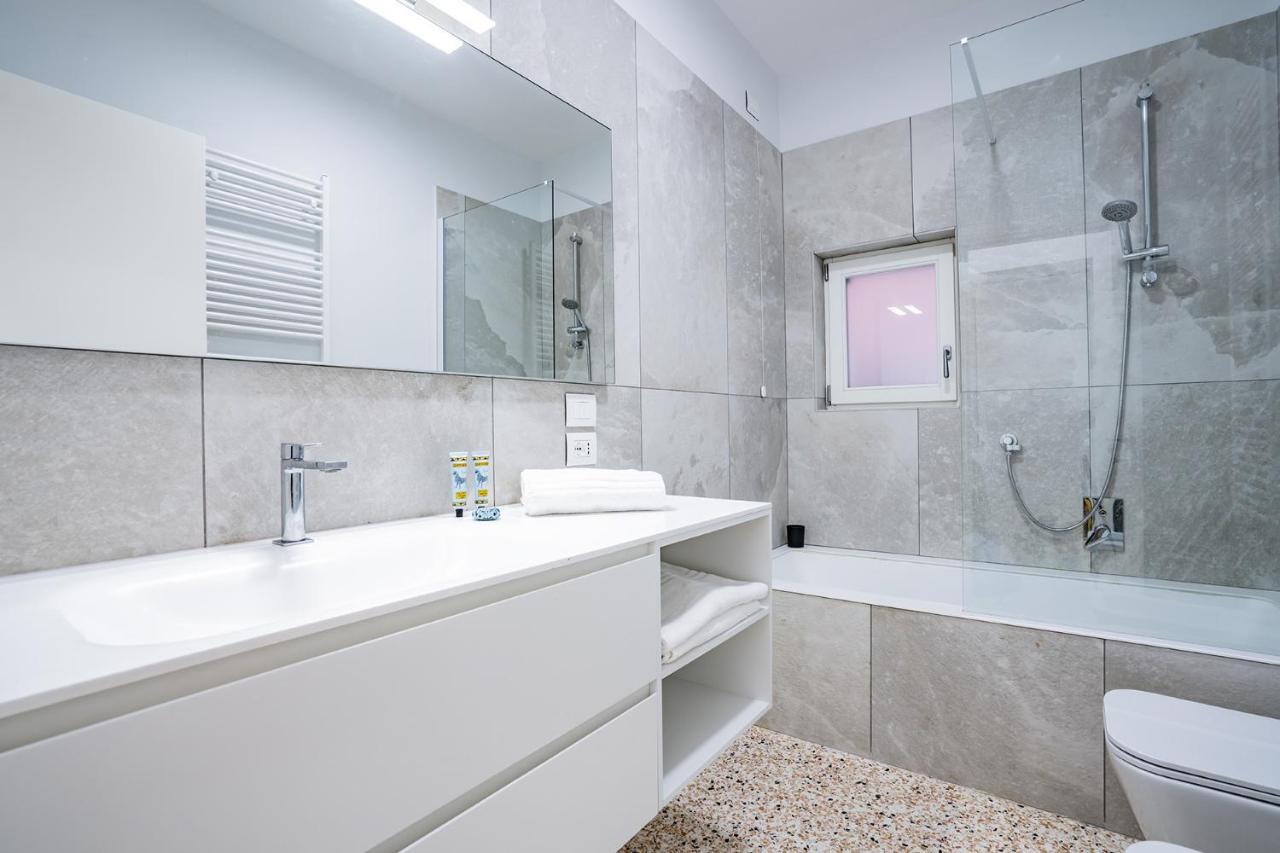 Ca' San Beneto Completely Refurbished In A Fabulously Central Area Venice Exterior photo